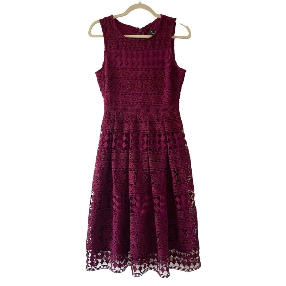 LuLus Burgundy Red Sleeveless crochet overlay A-Line dress size small